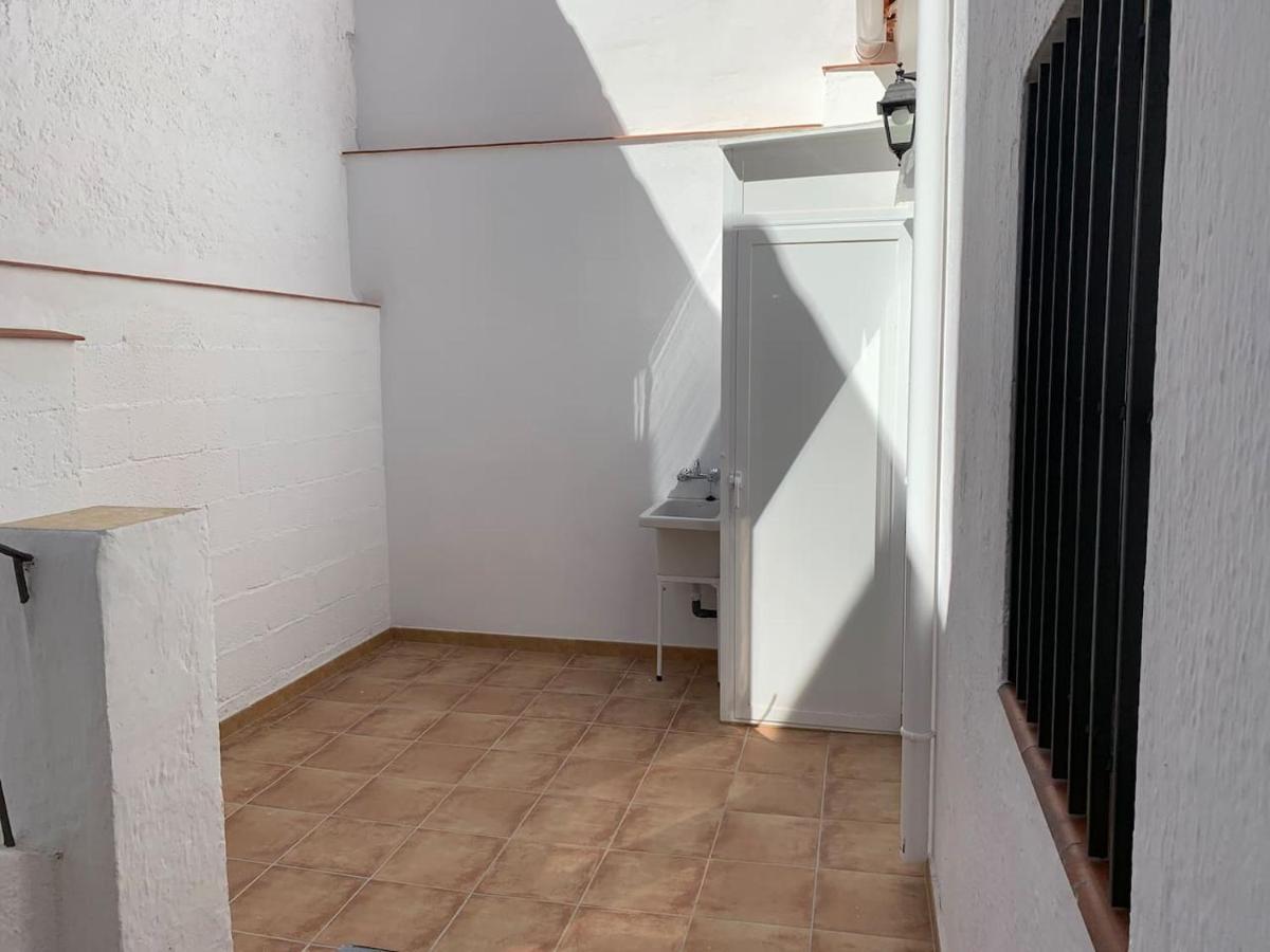 Casita En Con Facil Aparcamiento En La Zona Granada
