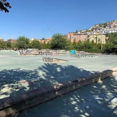 Apartamento En Granada Con Facil Aparcamiento En La Zona Exterior photo